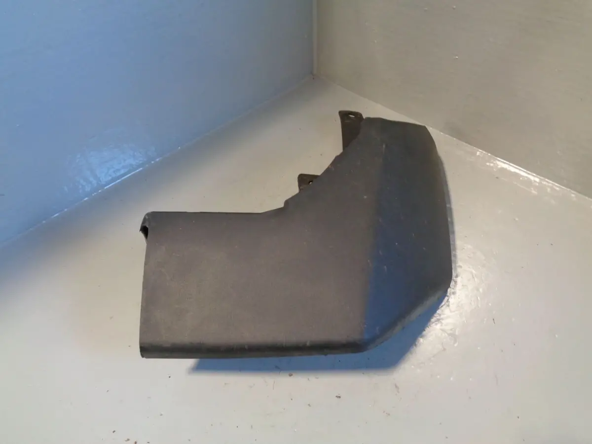 Discovery 3 Mud Flap Guard Off Side Rear Land Rover 2004 To 2009 K07104 1