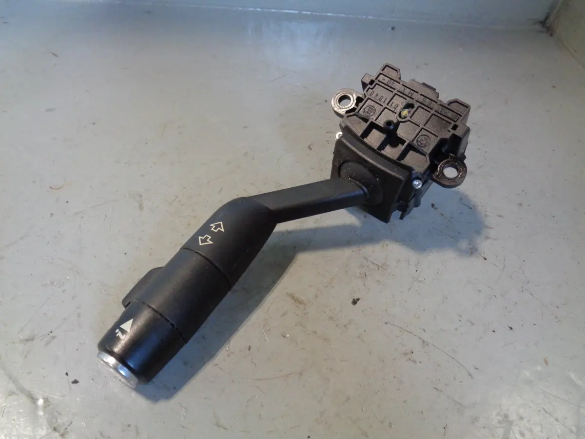 Range Rover L322 Indicator Stalk With Information Button Ah42-13335-Aa Facelift 1
