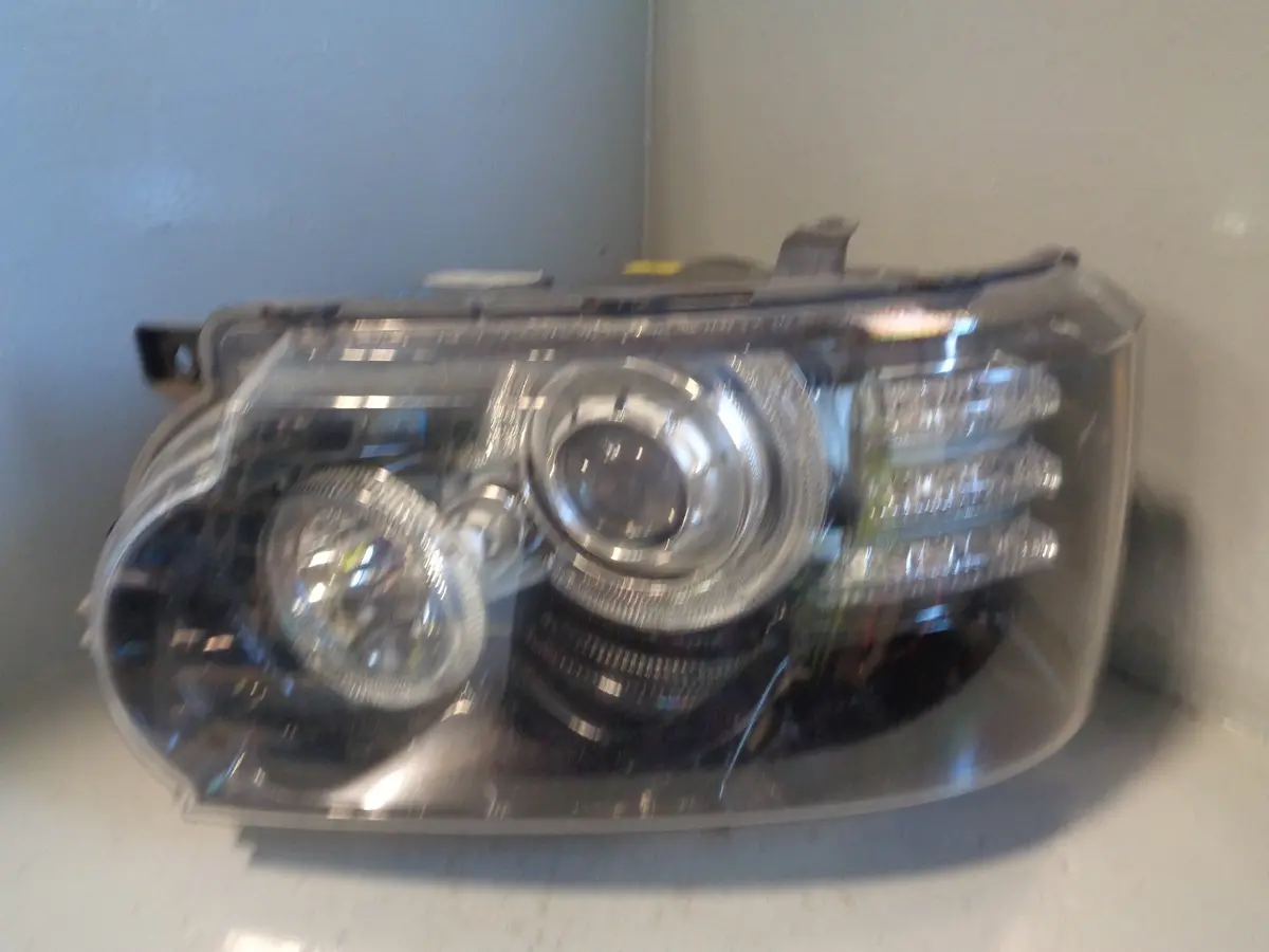 Range Rover L322 Headlight Xenon Near Side Facelift Ch42 13W030-Aa 2009 To 2013 1