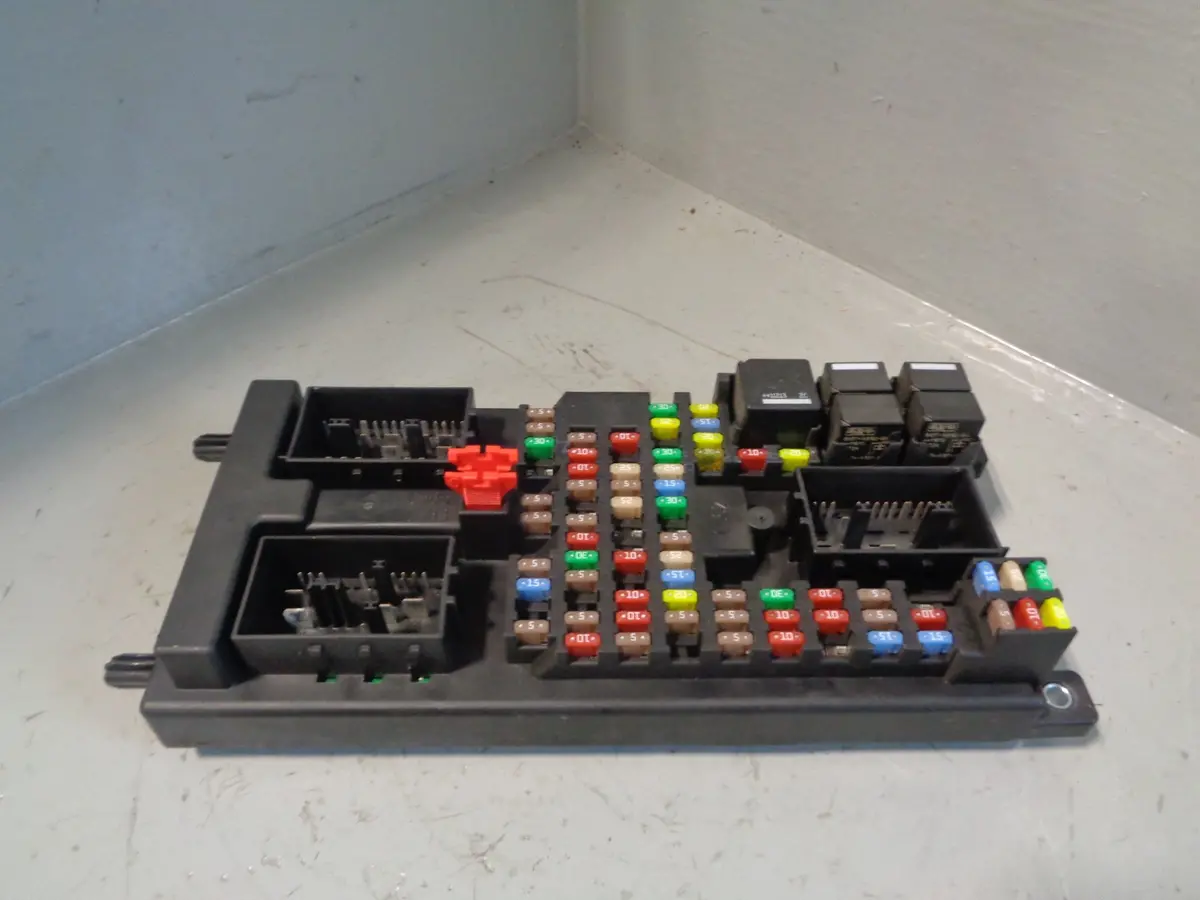 Range Rover Sport Fuse Box Body Control Module 3.0 Tdv6 Ah22-14F041-Bj L320 1