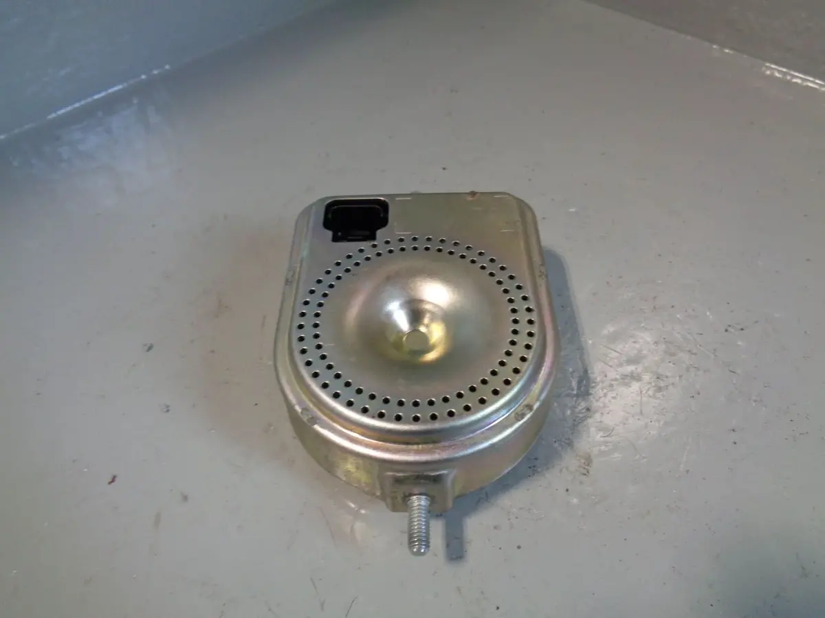 Discovery 4 Alarm Siren Anti-Theft 6G9n-19G229-Dg Land Rover 2009 To 2016 1
