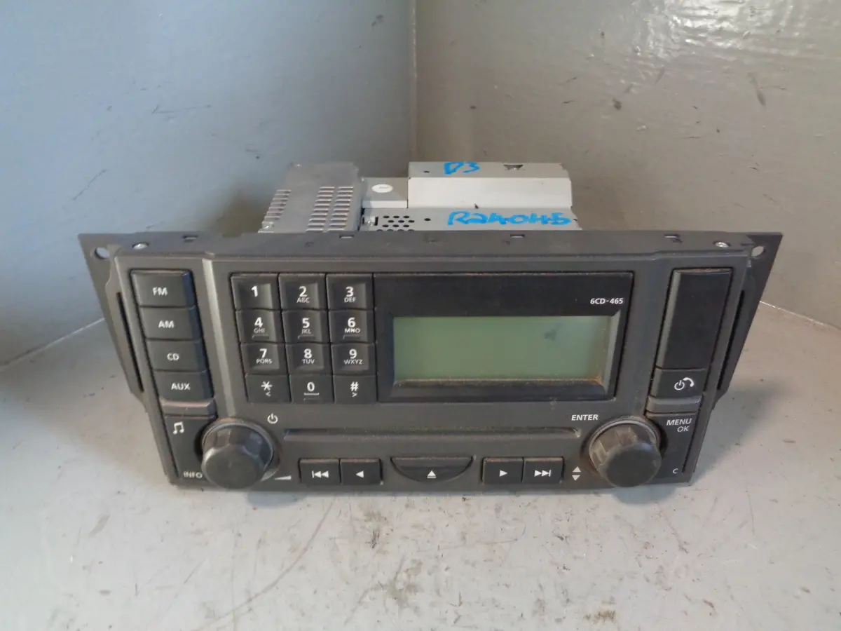 Discovery 3 Radio With Cd Player Land Rover Vux500490 2004 To 2009 R24045 1