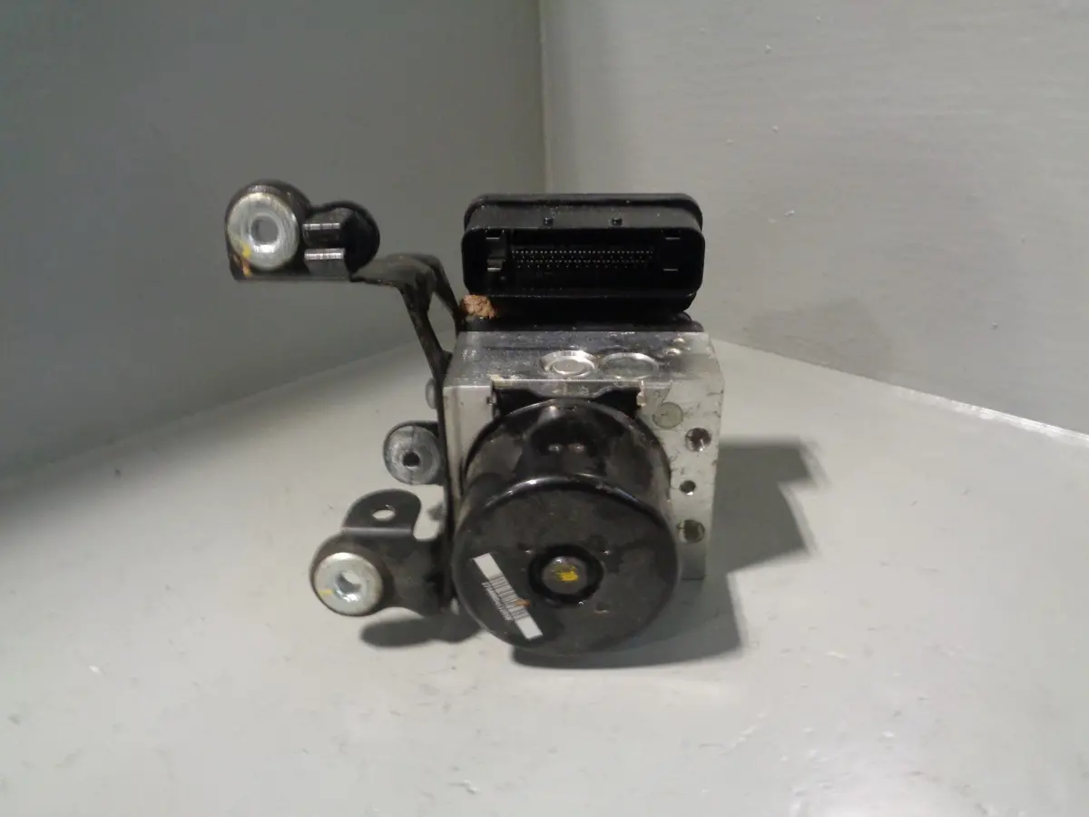 Range Rover Evoque Brake Abs Module Pump Bj32-2C405-Ag 2011 To 2015 1