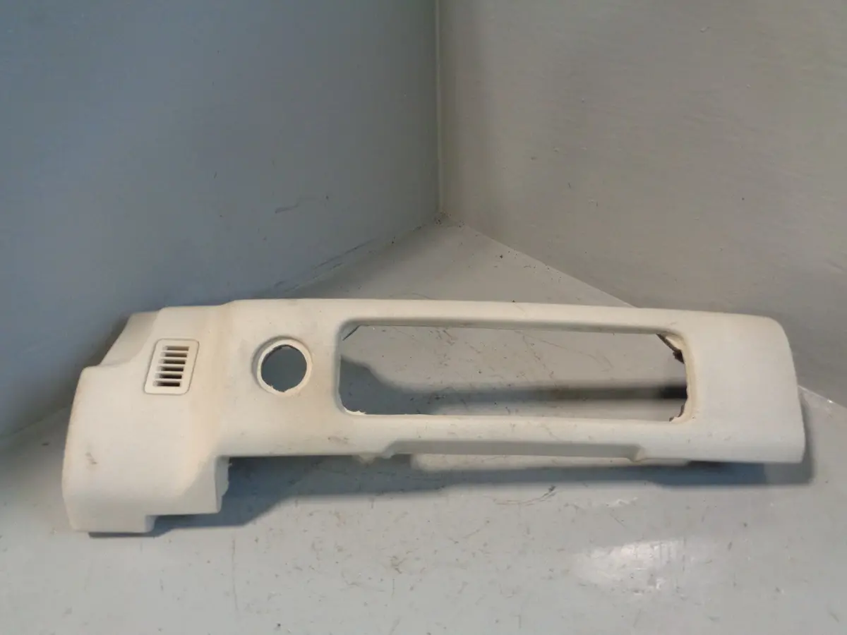 Range Rover Sport Trim Dashboard Finisher In Ivory Ah32-01302-B 2009 To 2013 1