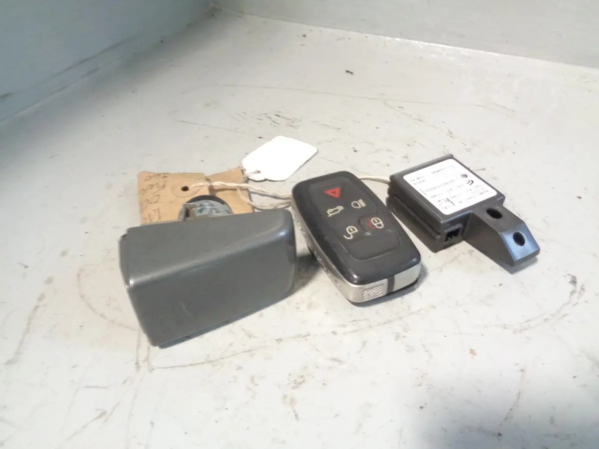 Range Rover Sport Key Set Control Module With Door Lock 2009 To 2013 L07025 2