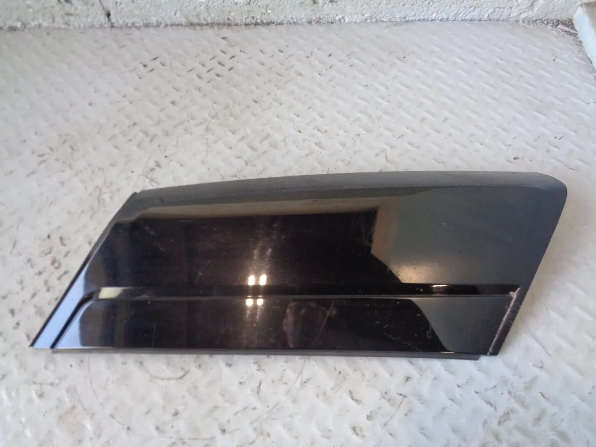 Range Rover D Pillar Trim Cover L322 Near Side Rear Gloss Black L24045 1