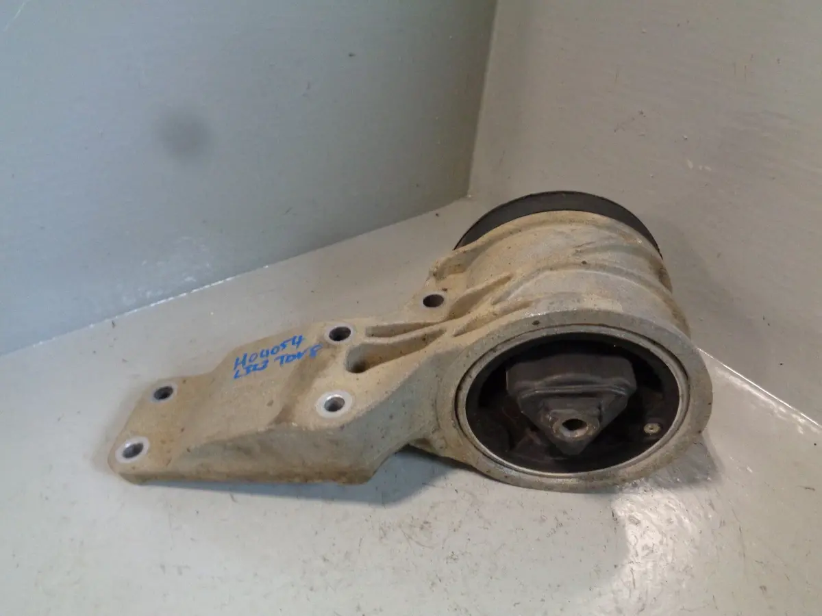Range Rover Gearbox Mount L322 Kqb500460 4.2 Supercharged 4.4 V8 Aj-8 Tdv8 1