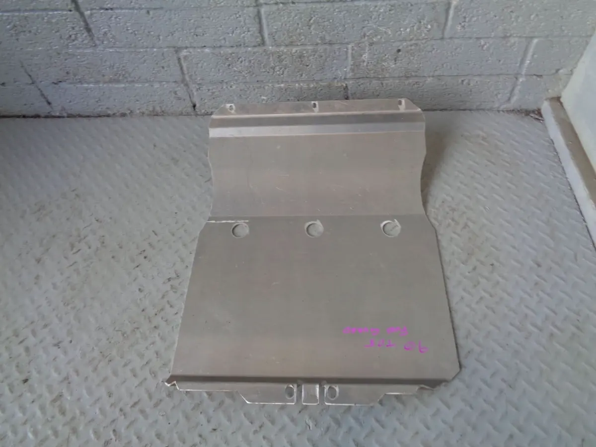 Defender 90 Td5 Fuel Tank Guard Aluminium Land Rover 1998 To 2006 1