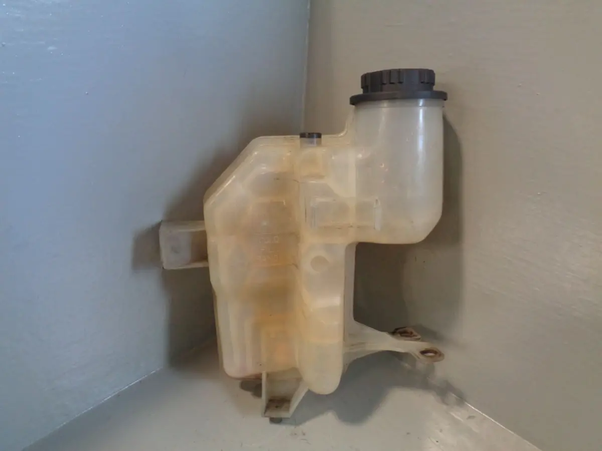 Expansion Tank 2.7 Tdv6 3.6 Tdv8 Discovery 3 Range Rover Sport Header Coolant 1