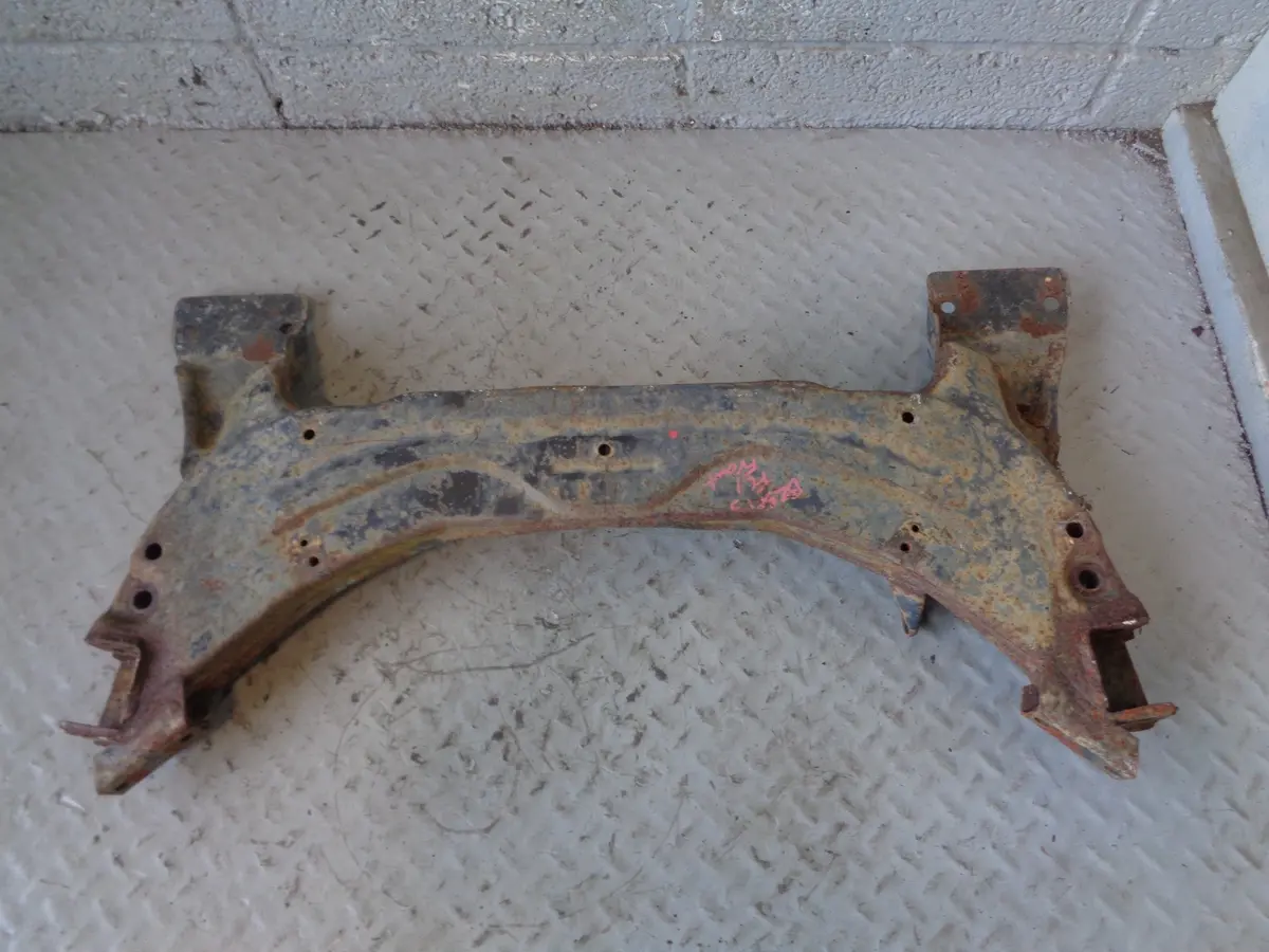 Freelander 1 Front Subframe Kgb000031 Land Rover 1998 To 2006 B25013 1