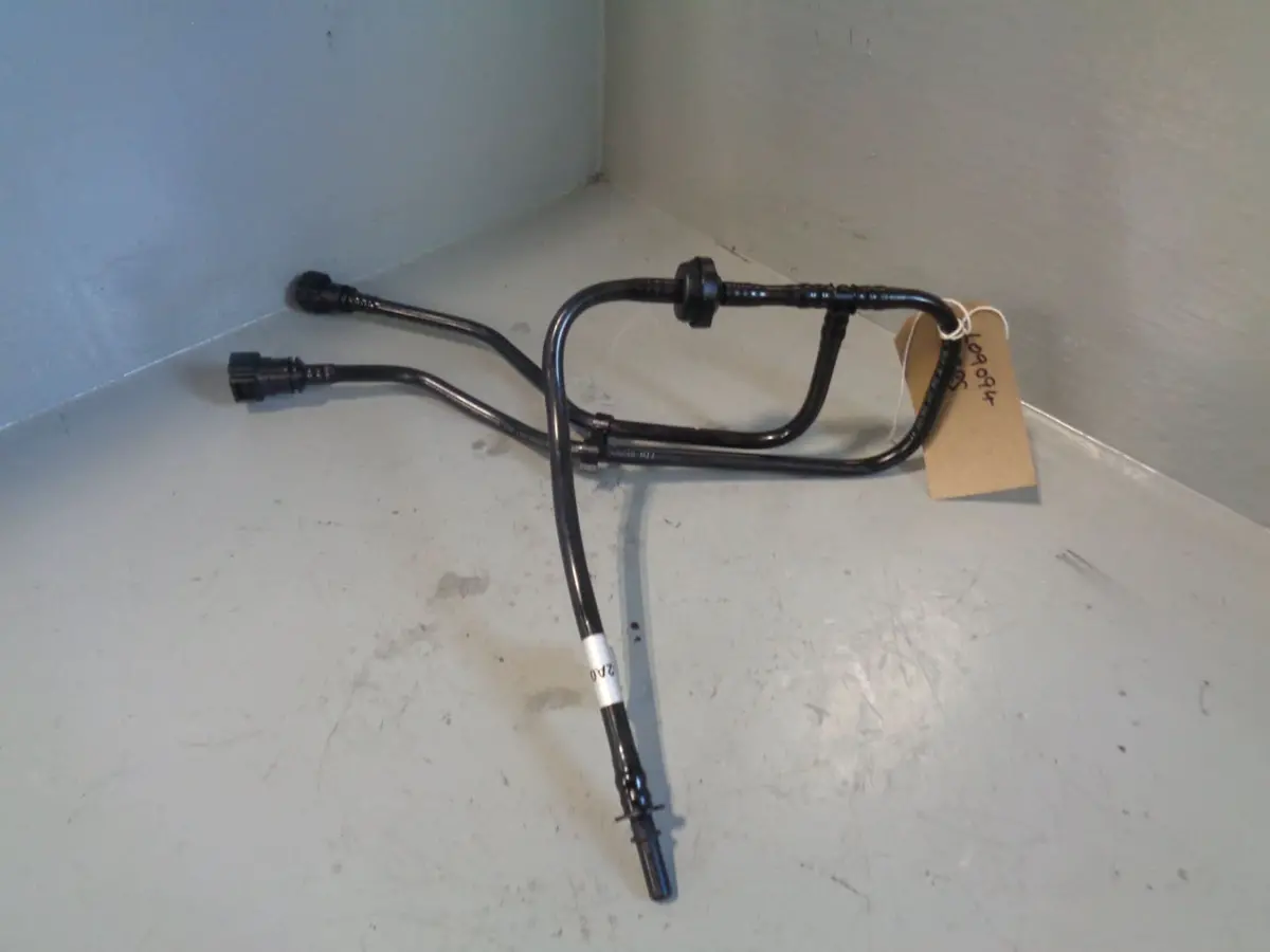 2.7 Tdv6 Fuel Pipe 5H22-2A047-Cc Discovery 3 Range Rover Sport Land Rover 1