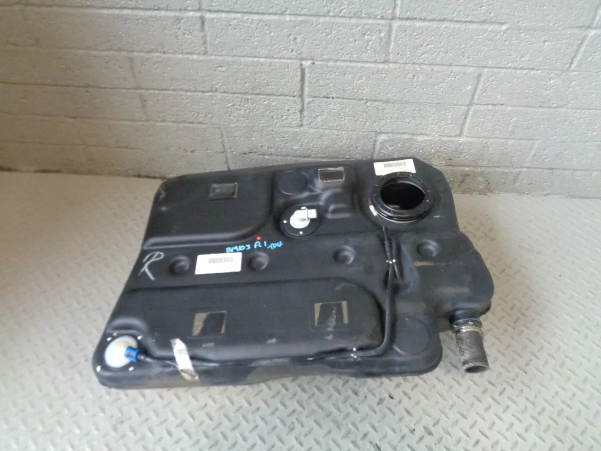 Freelander 1 Fuel Tank Plastic 2.0 Td4 Land Rover 2001 To 2006 1