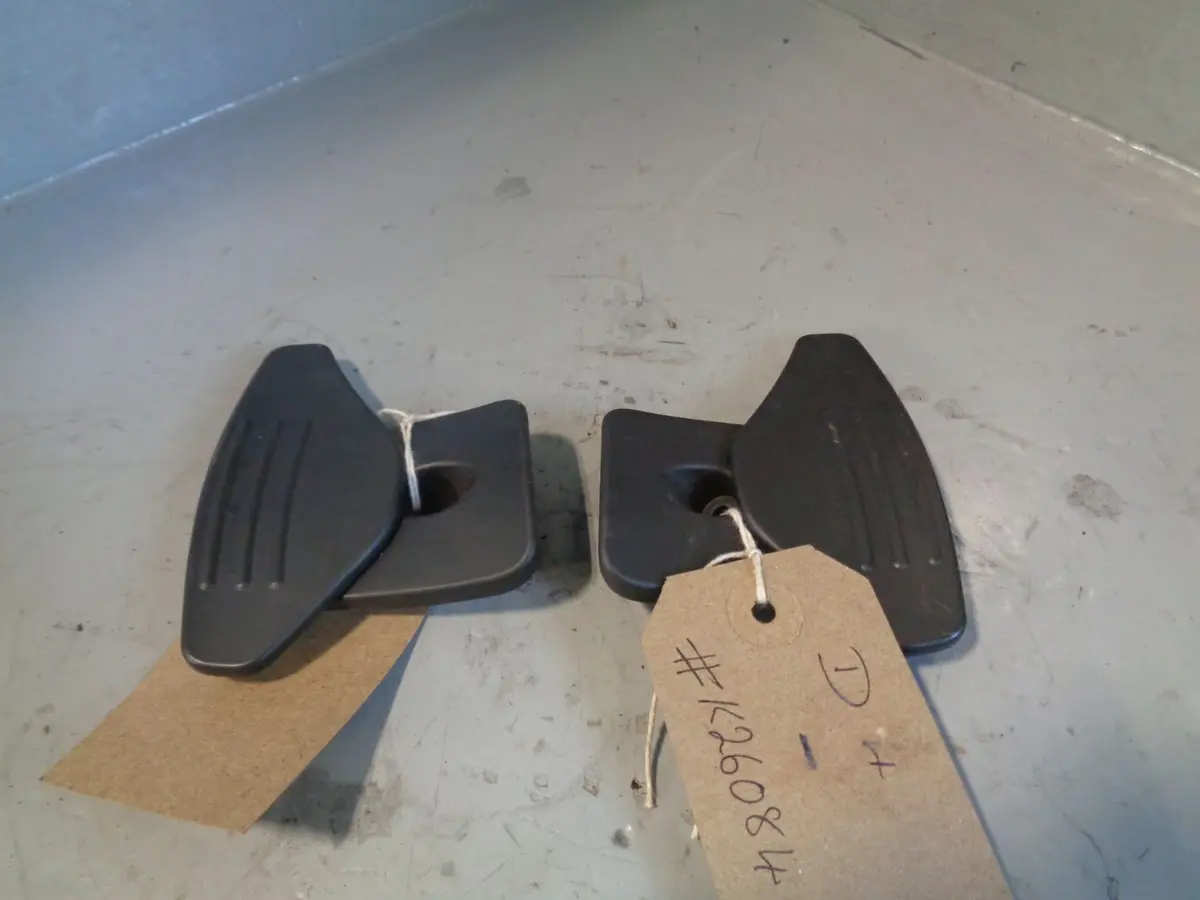Discovery 4 Paddle Shifters Pair For Steering Wheel Land Rover 2009 To 2013 1