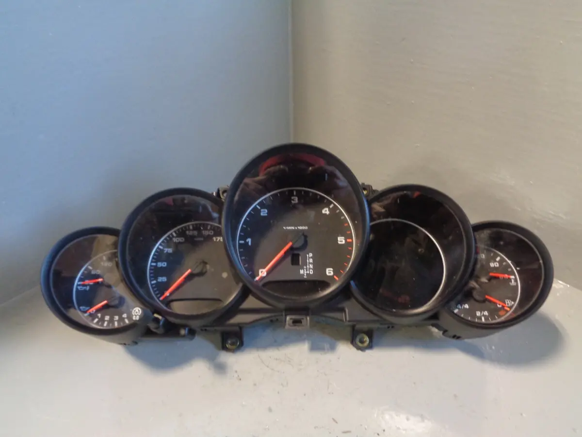 Porsche Cayenne 958.1 92A Instrument Cluster 3.0 V6 Tdi 7P5.920.909 2011 To 2015 1