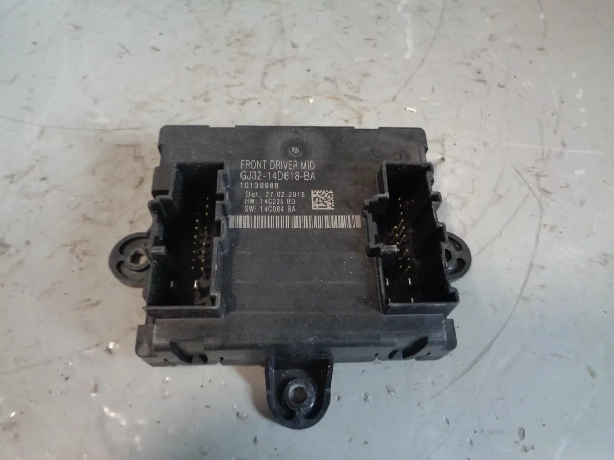 Range Rover Evoque Door Module Off Side Front Gj32 14D618 Ba 2011 To 2018 1