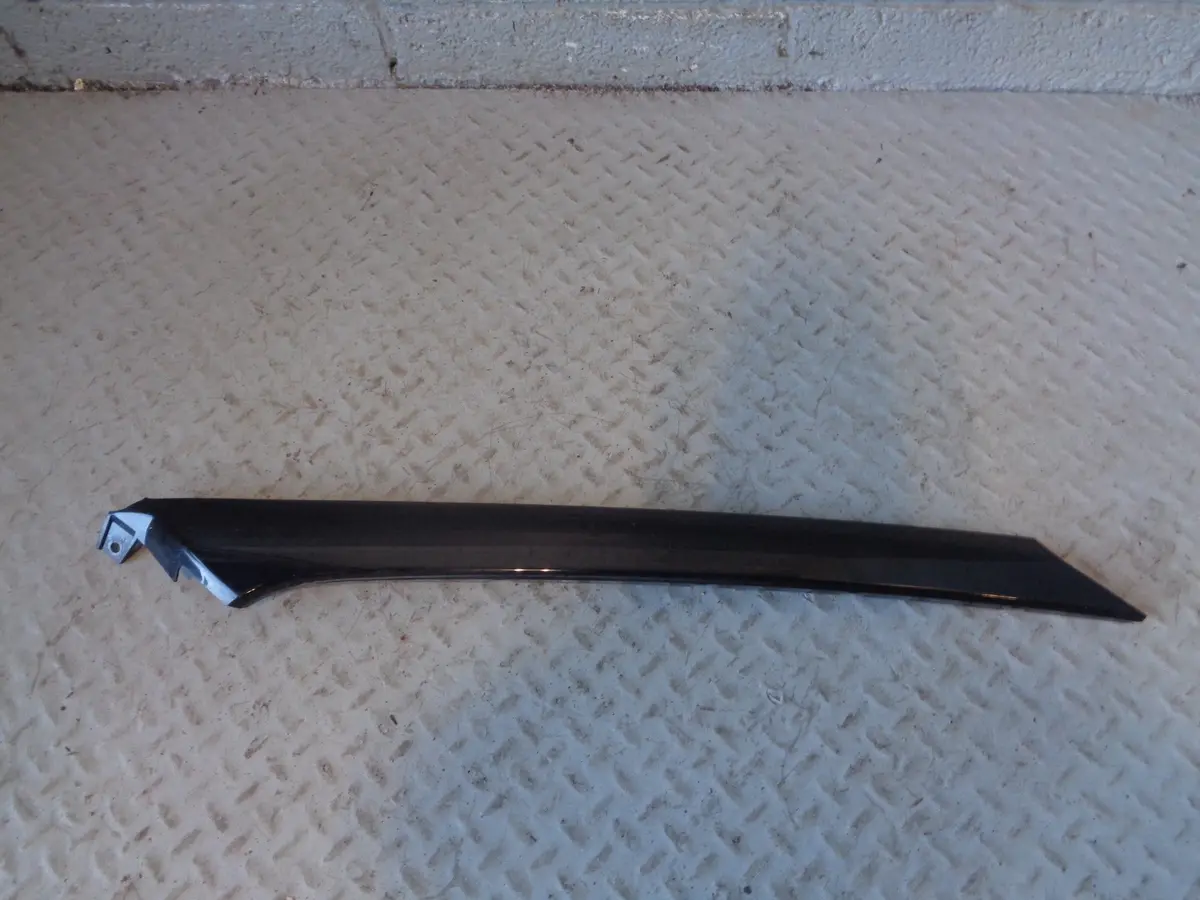 Range Rover Evoque A Pillar Trim Near Side Exterior Bj32-025A53-Bd 3 Door 1