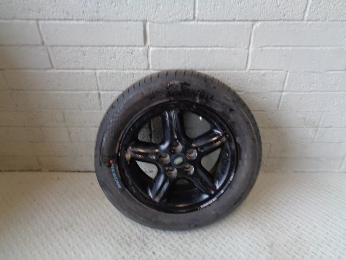 Discovery 2 Alloy Wheel And Tyre 18'' 255/55R18 Black Land Rover R08113b 1