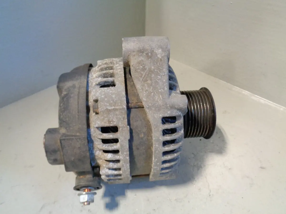 Alternator Range Rover Sport Discovery 3 2.7 Tdv6 Land Rover Aftermarket 1