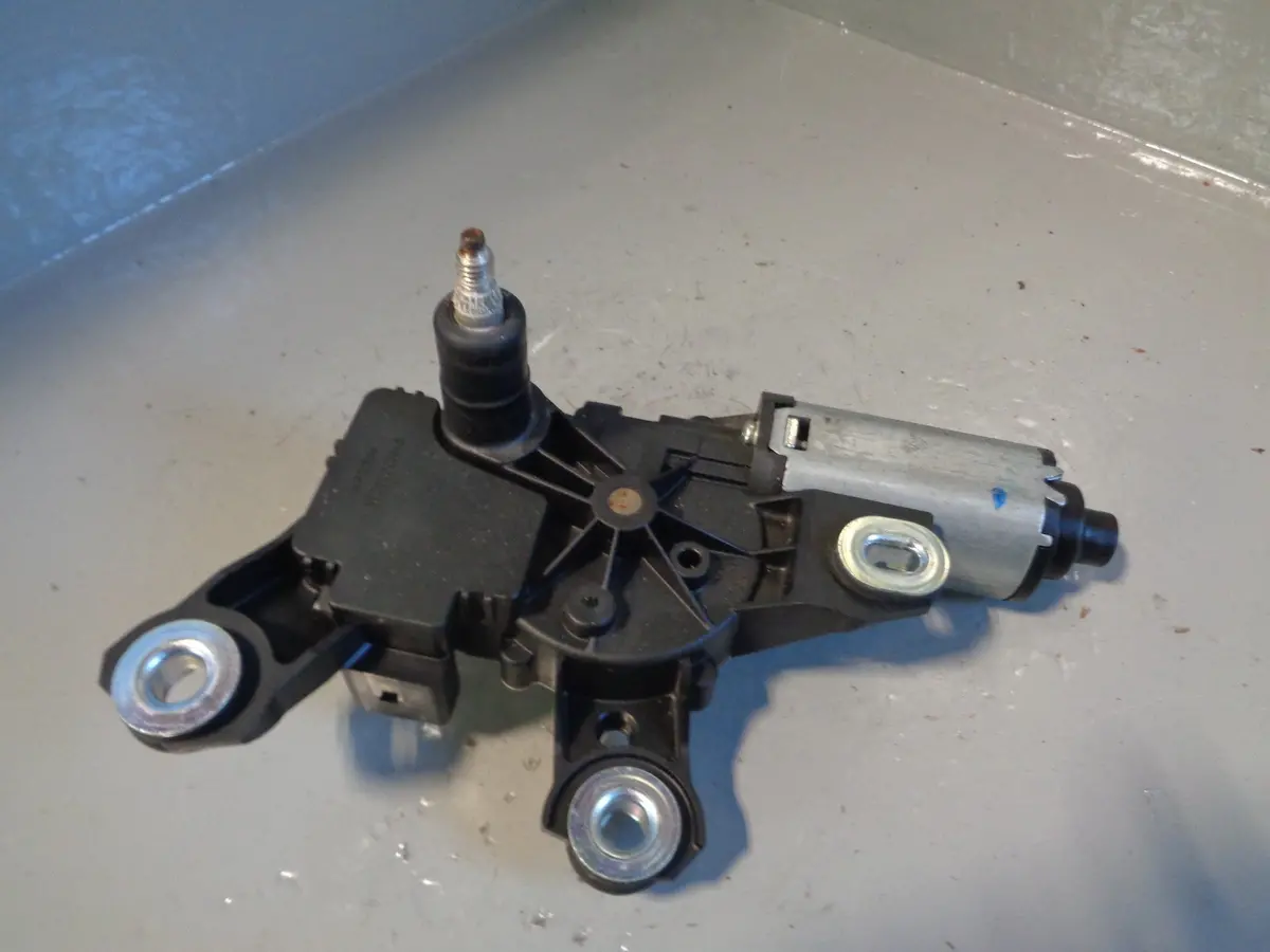 Porsche Cayenne 958 92A Rear Wiper Motor Tailgate Boot 7P5 955 711 2011 To 2018 1