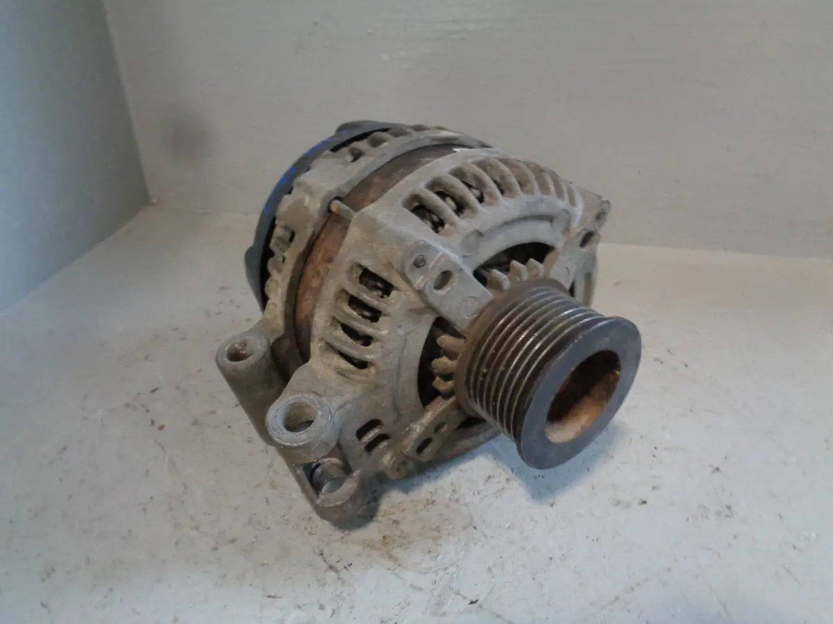 Range Rover L322 Alternator 3.6 Tdv8 Dan989 Denso 2006 To 2009 1