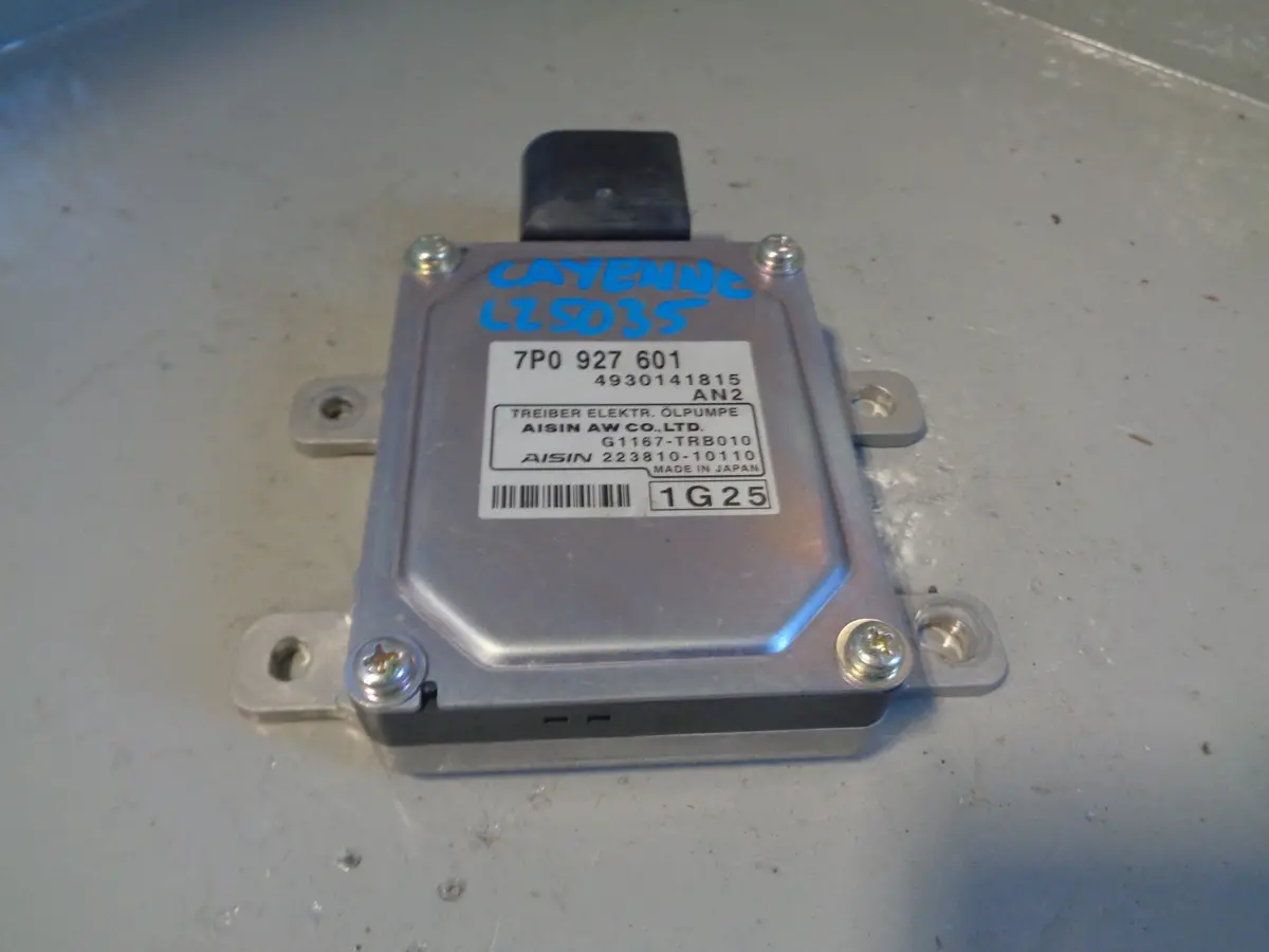 Porsche Cayenne 958 92A Gearbox Oil Pump Control Module 7P0 927 601 1
