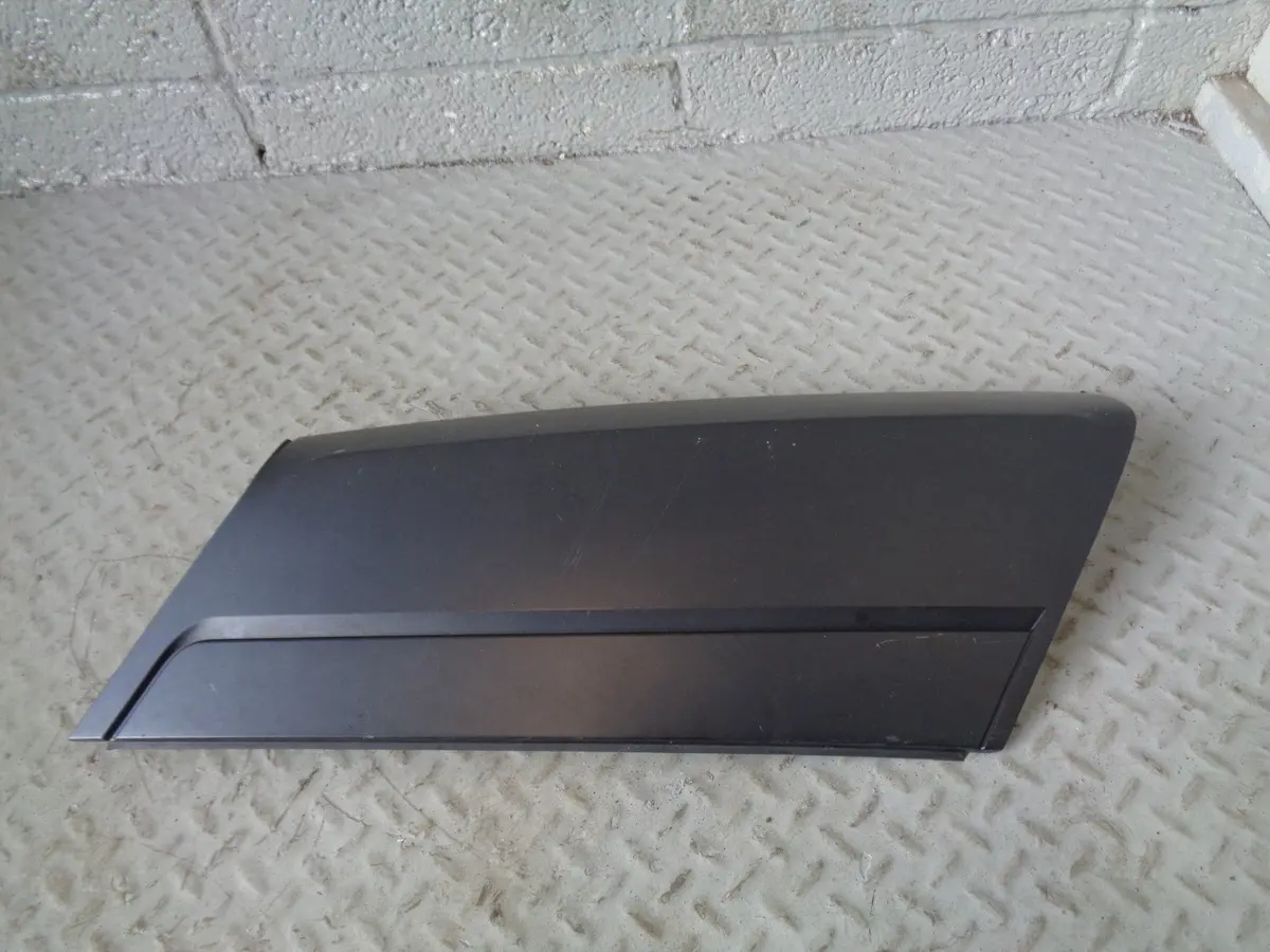 Range Rover D Pillar Trim Cover L322 Near Side Rear Facelift 2009 To 2013 1