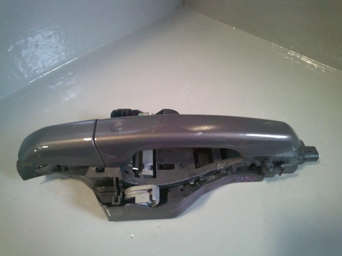 Discovery Sport Door Handle Exterior Off Side Rear Waitomo Grey Land Rover 1