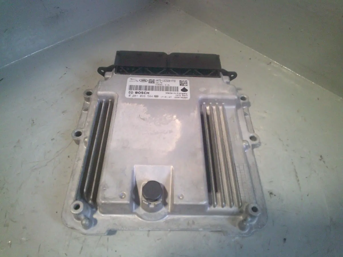 Discovery Sport Engine Ecu 2.0 D Hx73-12C520-Ffb L550 Land Rover 2016 To 2019 1