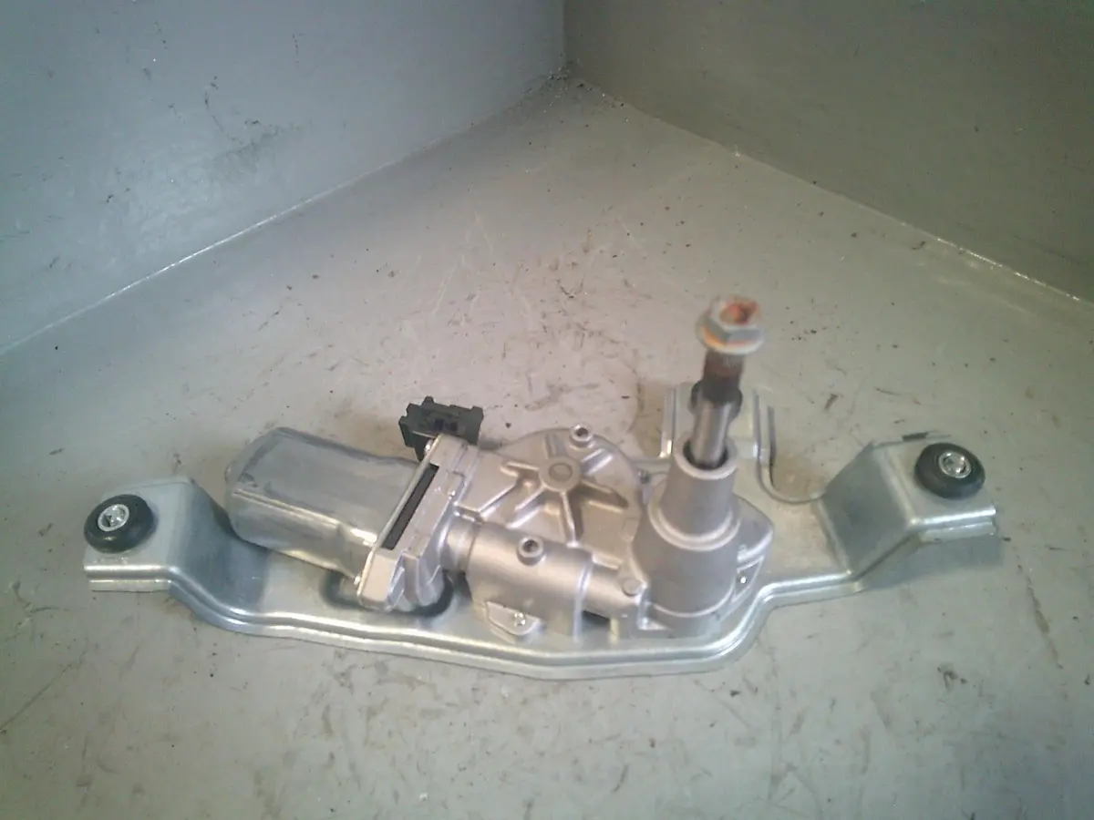 Discovery Sport Rear Screen Wiper Motor L550 Land Rover 2014 To 2019 1