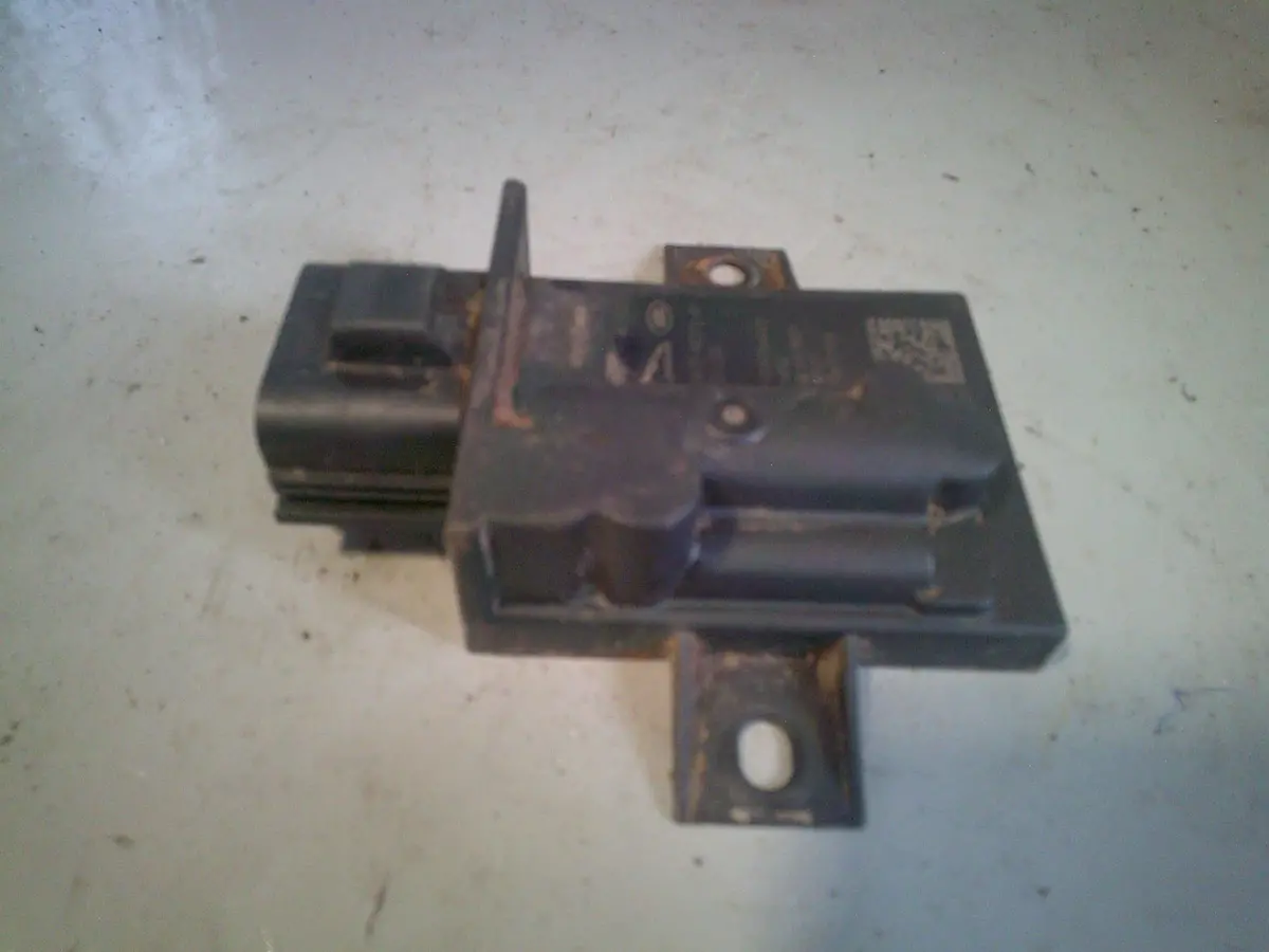 Discovery Sport Fuel Pump Control Module Fk72-9D370-Af 2.0 D L550 Land Rover 1