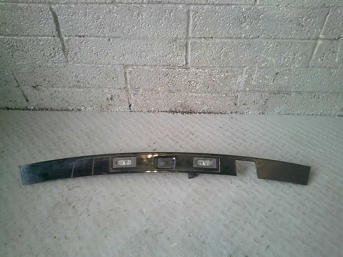 Discovery Sport Tailgate Trim Panel Handle With Switch Land Rover 2014 To 2019 1
