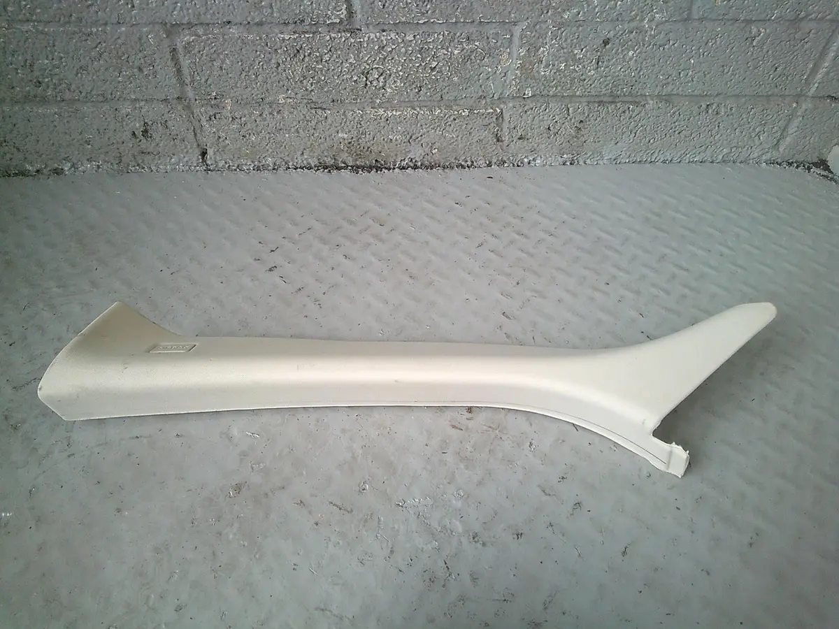 Discovery Sport A Pillar Trim Near Side Left Cirrus Interior L550 Land Rover 1