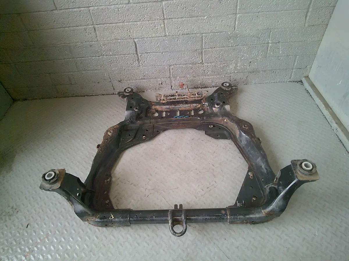 Discovery Sport Front Subframe Engine Support L550 2.0 D Land Rover 2014 To 2019 1