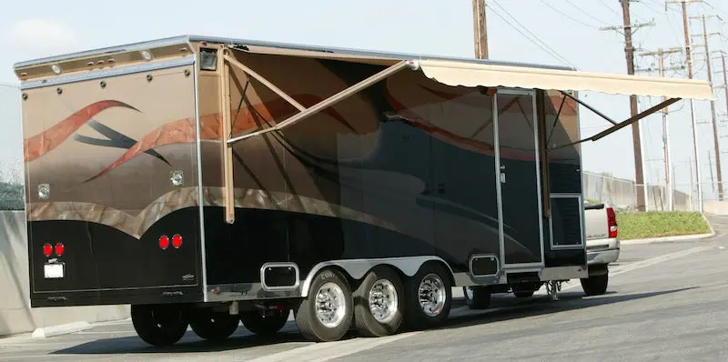 22' Custom Paint Toy Hauler 1