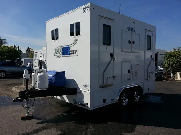 14' Pmo Vip Restroom Trailer 1