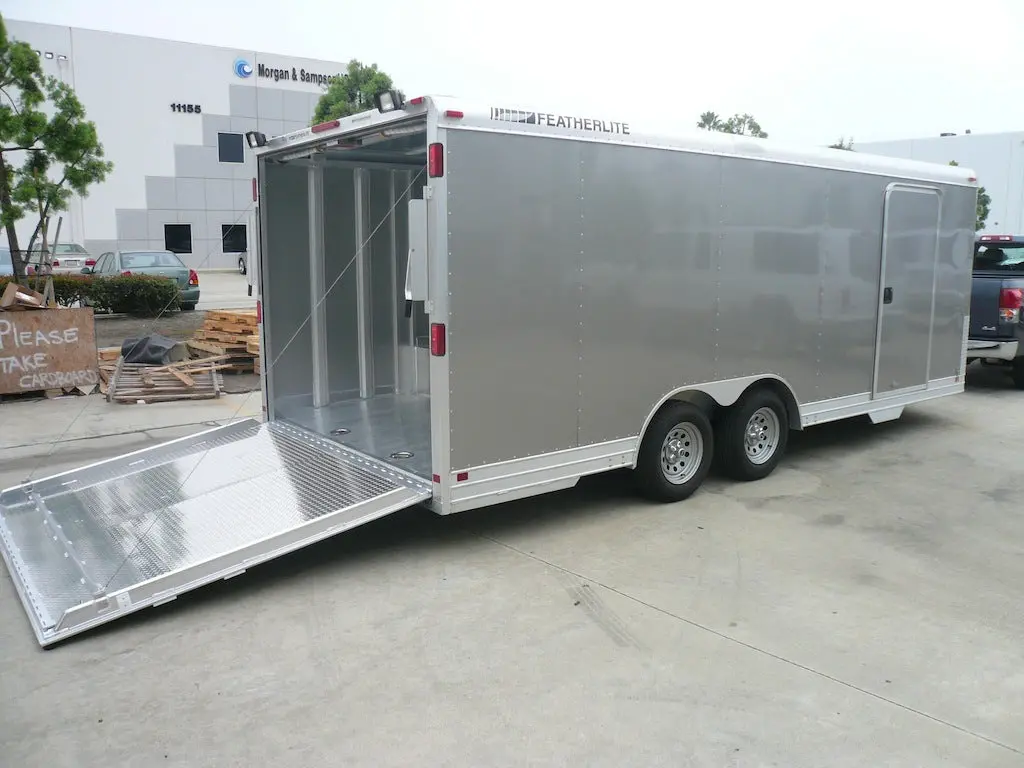20' Race Trailer 03 1