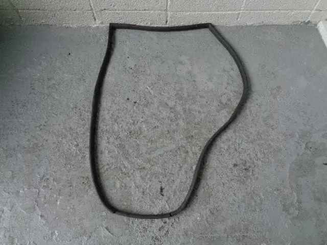 Discovery 2 Door Rubber Seal Near Side Rear Land Rover 1998 To 2004 1
