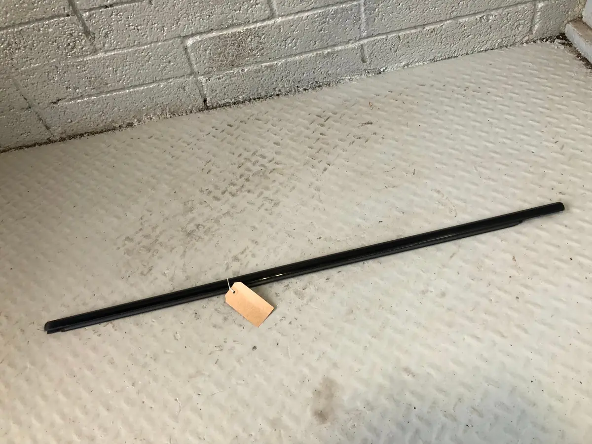 Range Rover Evoque External Window Seal Weather Strip Near Side 3 Door L538 2