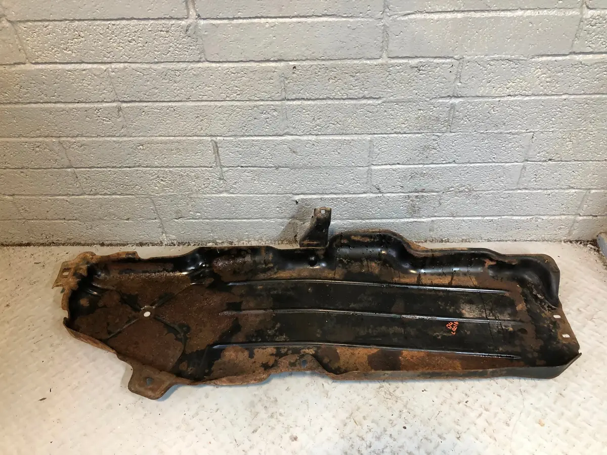 Discovery 4 Fuel Tank Guard Lr015384 2009 To 2016 Land Rover L12016 1