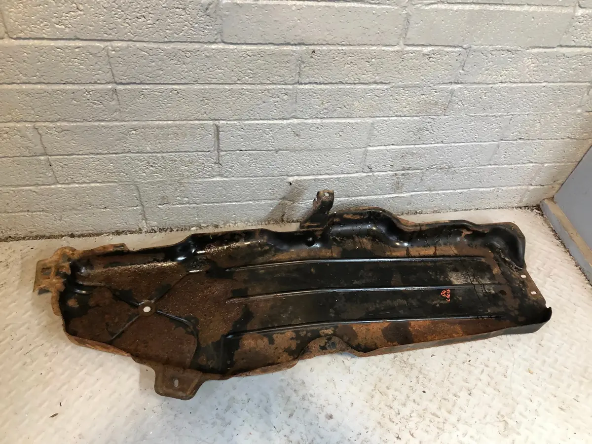 Discovery 4 Fuel Tank Guard Lr015384 2009 To 2016 Land Rover L12016 2