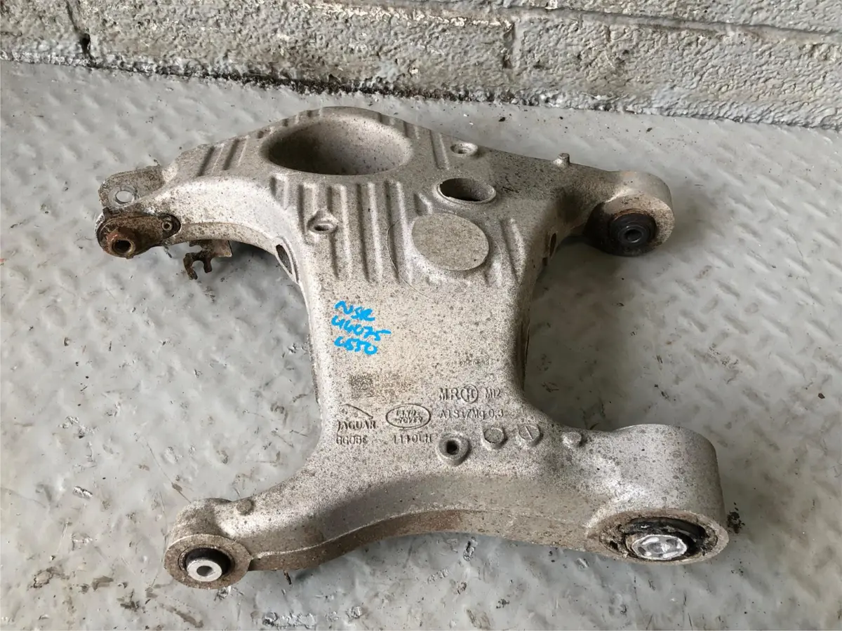 Discovery Sport Control Arm Rear Lower Suspension Near Side L550 Land Rover 1