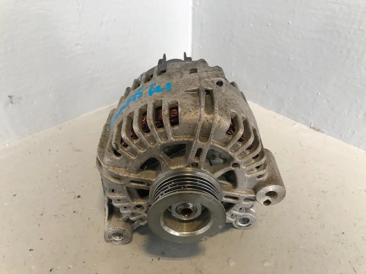 Freelander 1 Alternator Td4 2.0 2 Pin Aftermarket Land Rover 2001 To 2006 R10095 1