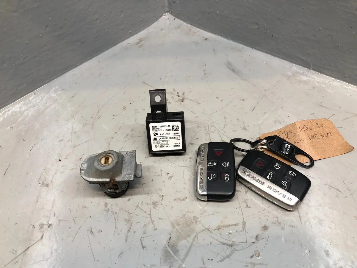 Range Rover Sport Key Set Control Module With Door Lock 2009 To 2013 L17026 1