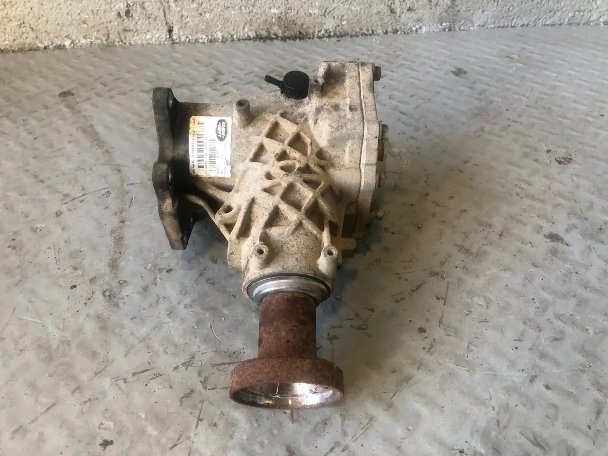 Discovery Sport Front Diff Transfer Box Ej32-7L486-Ac 9 Speed L550 Land Rover 1