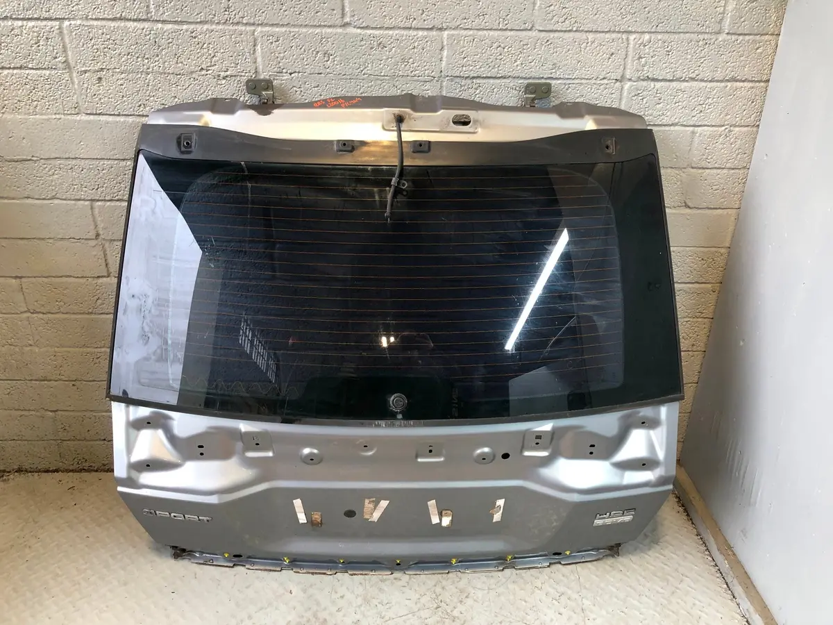 Range Rover Sport Tailgate Complete Glass Orkney Grey L320 2009 To 2013 L20016 1