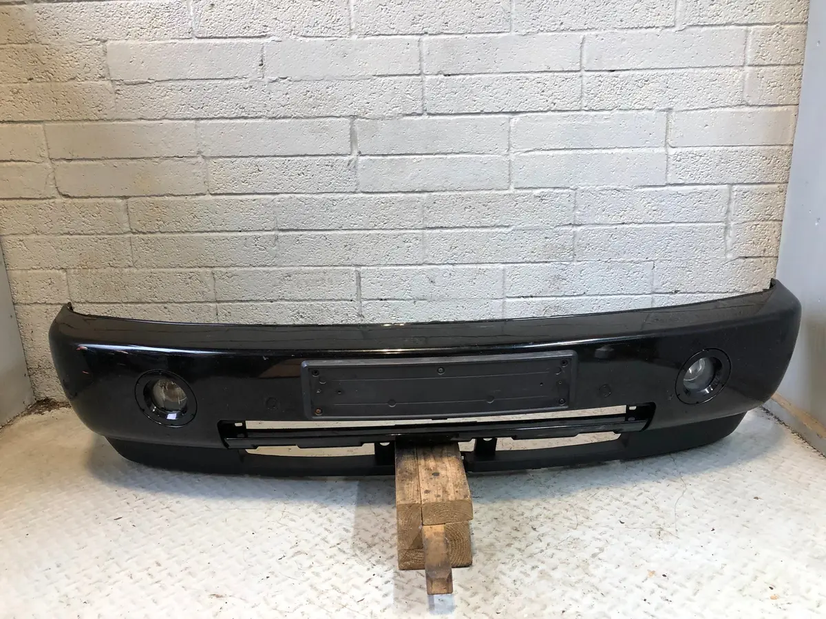 Range Rover L322 Front Bumper In Java Black 697 2002 To 2006 R13016 1