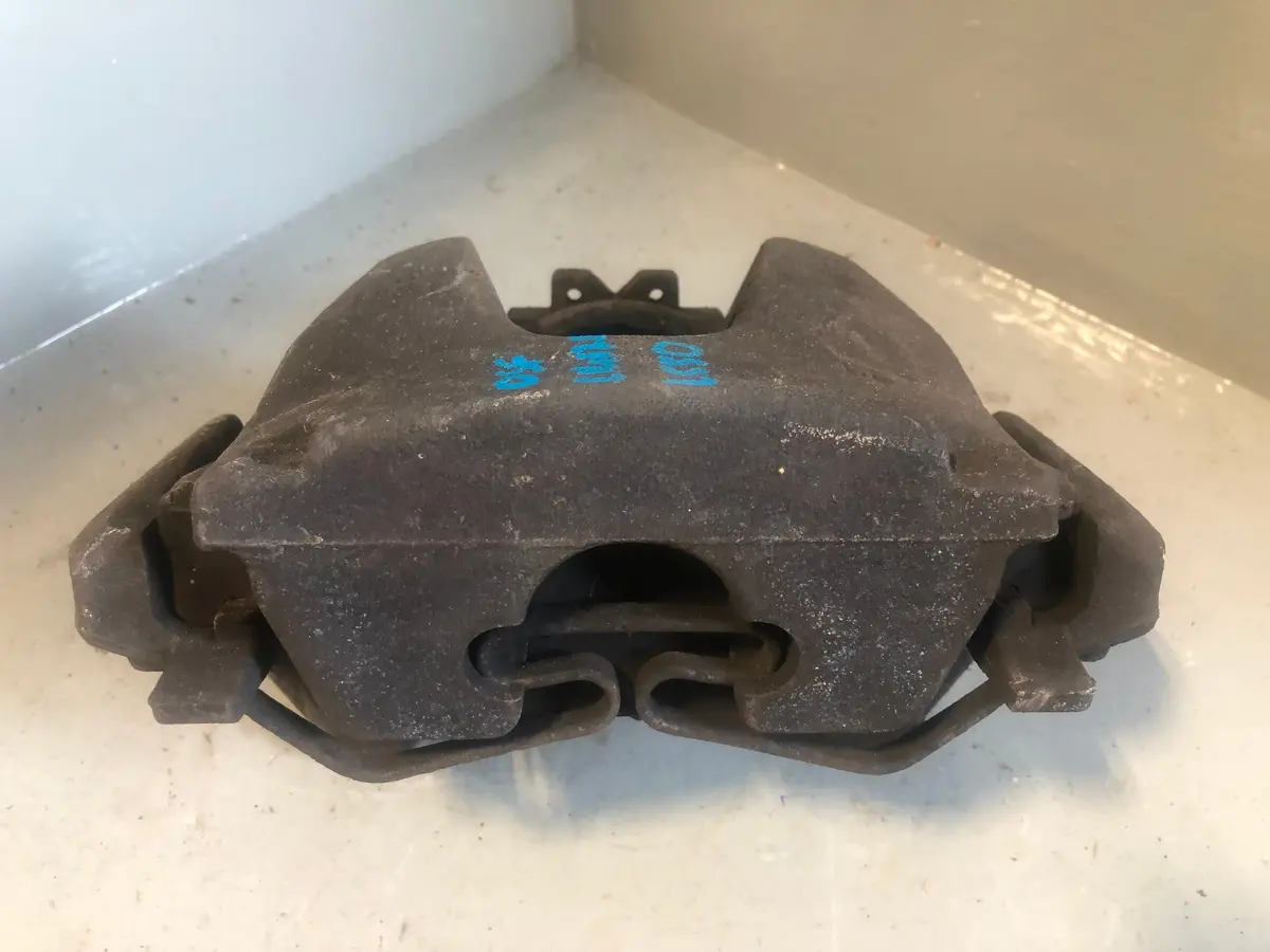 Discovery Sport Brake Caliper Off Side Front L550 Land Rover 2014 To 2019 1