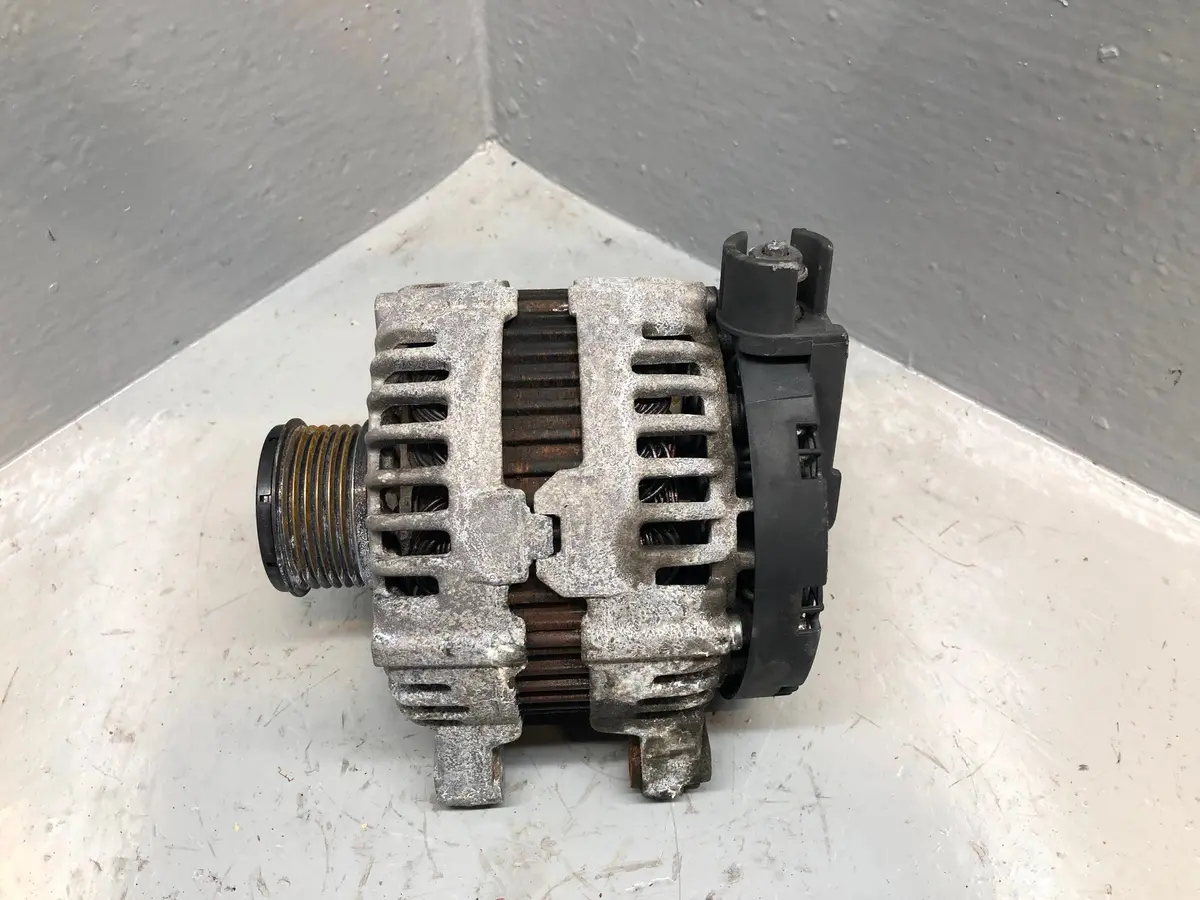 Freelander 2 Alternator Td4 2.2 Land Rover 6G9n-10300-Adb 2006 To 2011 1