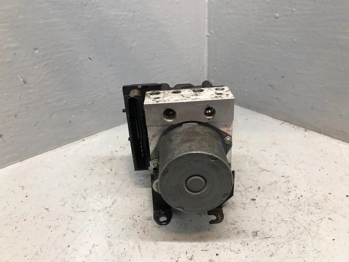 Discovery 3 Abs Module Pump Brake Land Rover Srb500161 2004 To 2009 1