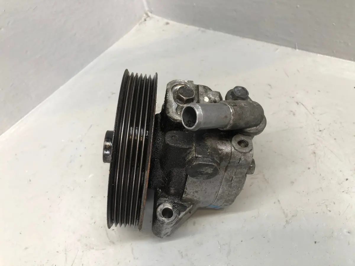 Freelander 2 Power Steering Pump Td4 Land Rover 6G91-3A696-Ee 2006 To 2010 1